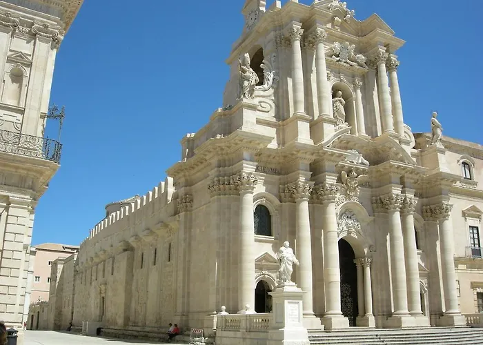 Πανσιόν Resalibera