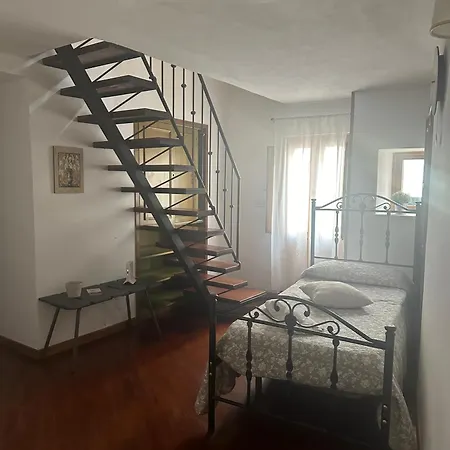 בית הארחה Resalibera סירקוזה